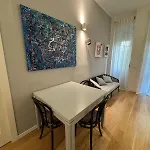 Luxury San Babila Apartamento Milão